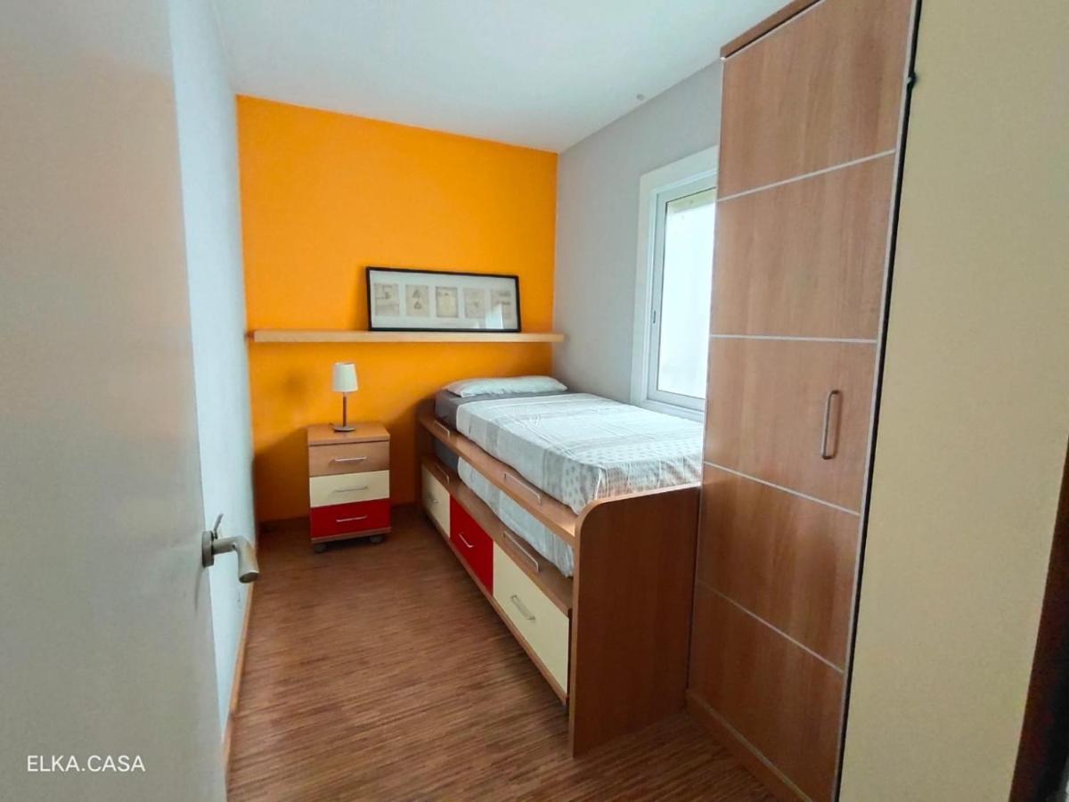 شقة Apartamento Muy Luminoso En Segunda Linea De Mar Roda de Bará المظهر الخارجي الصورة